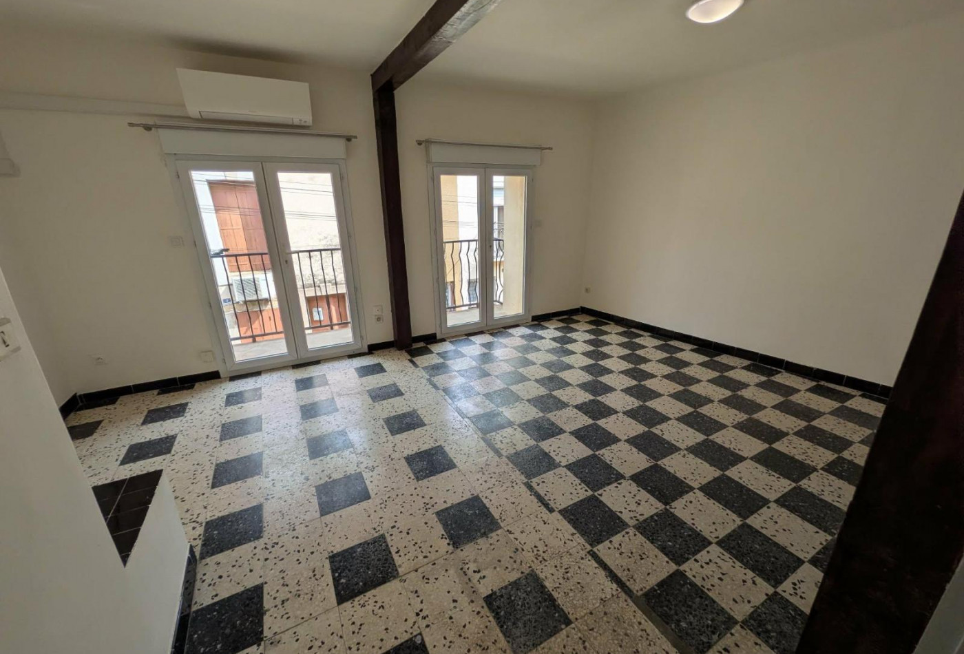 location Appartement Bessan - Photo 3