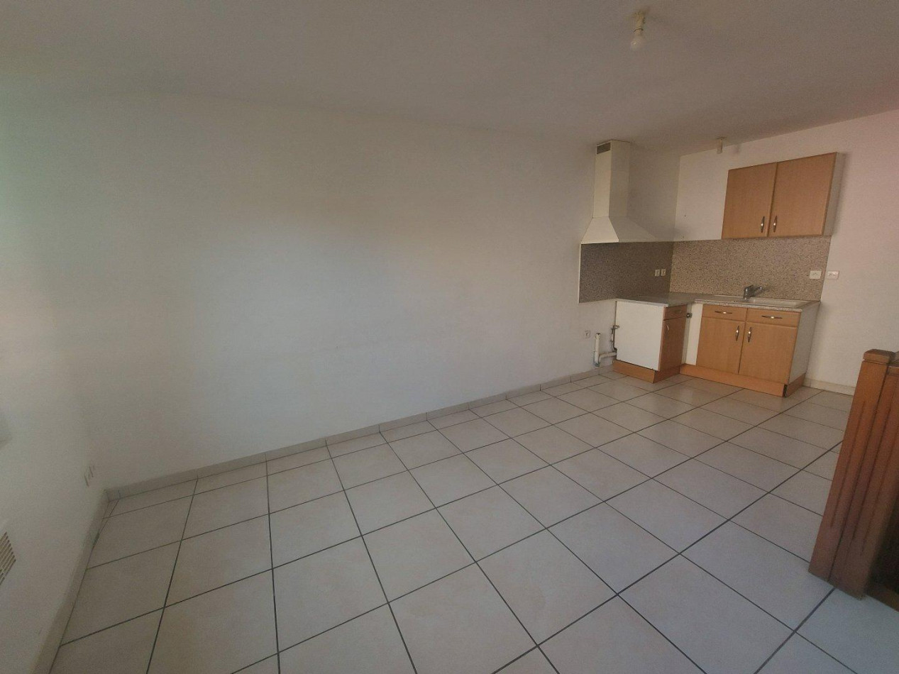 location Appartement Bessan - Photo 1