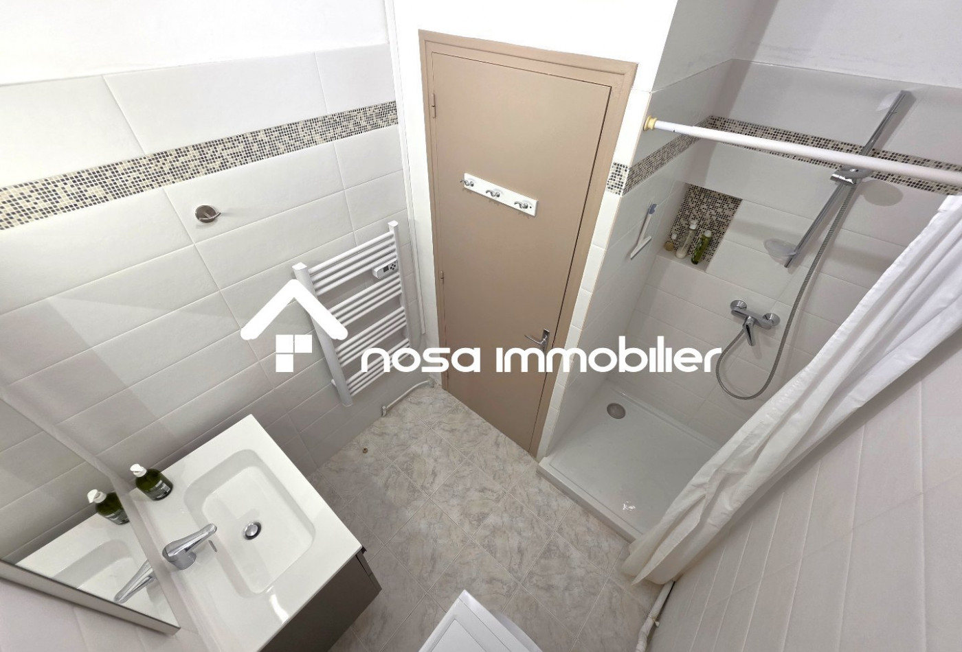 vente Appartement en rez de jardin Le Grau Du Roi - Photo 9