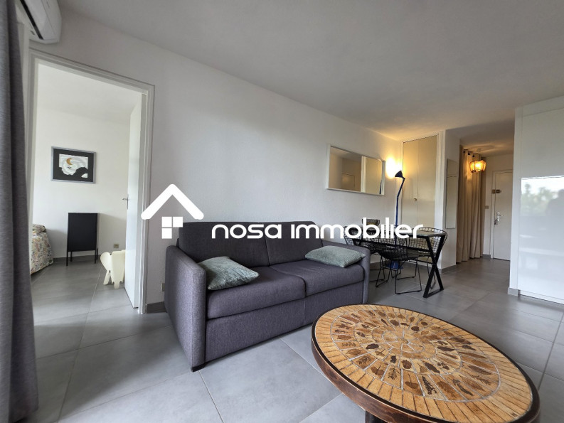 vente Appartement rénové Le Grau Du Roi - Photo 1
