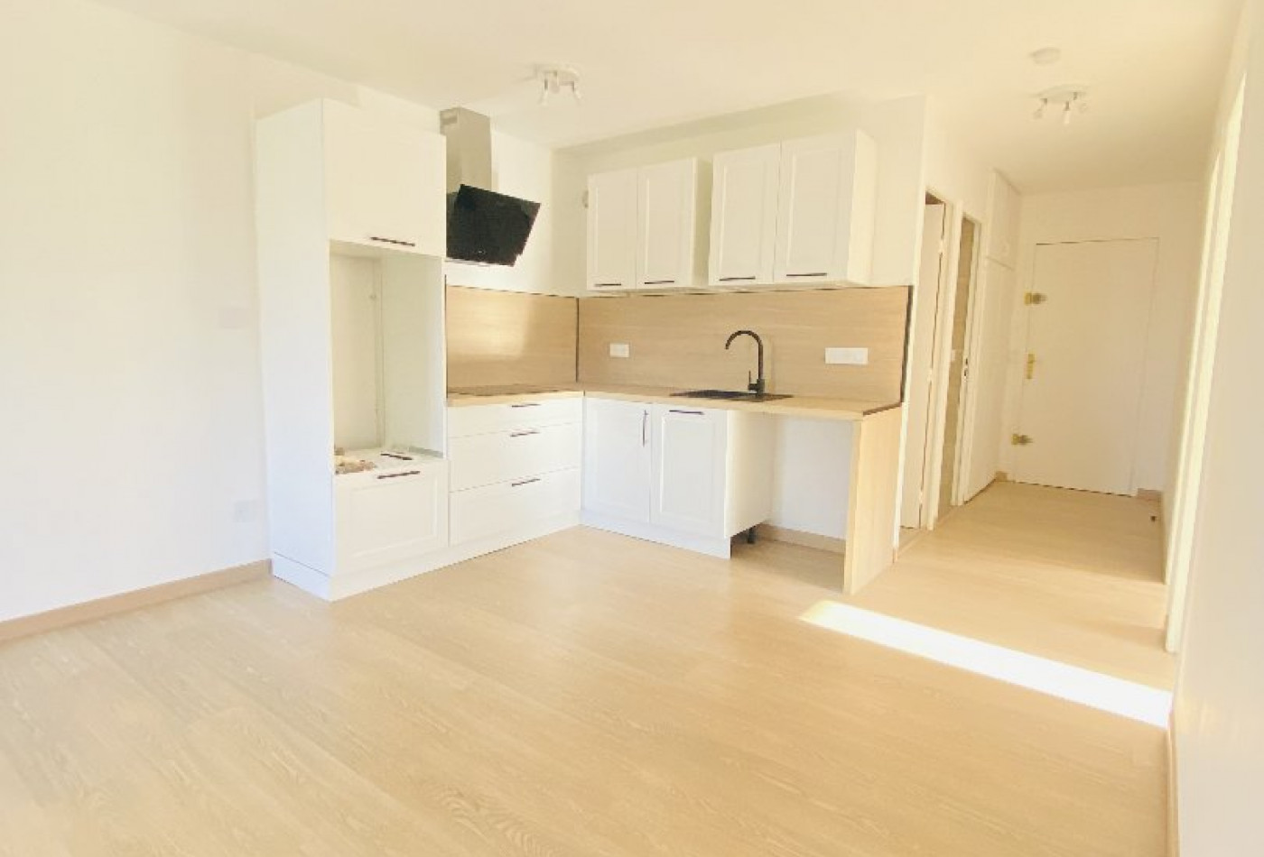 location Appartement Lespignan - Photo 2