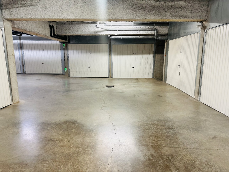 vente Garage Agde - Photo 3