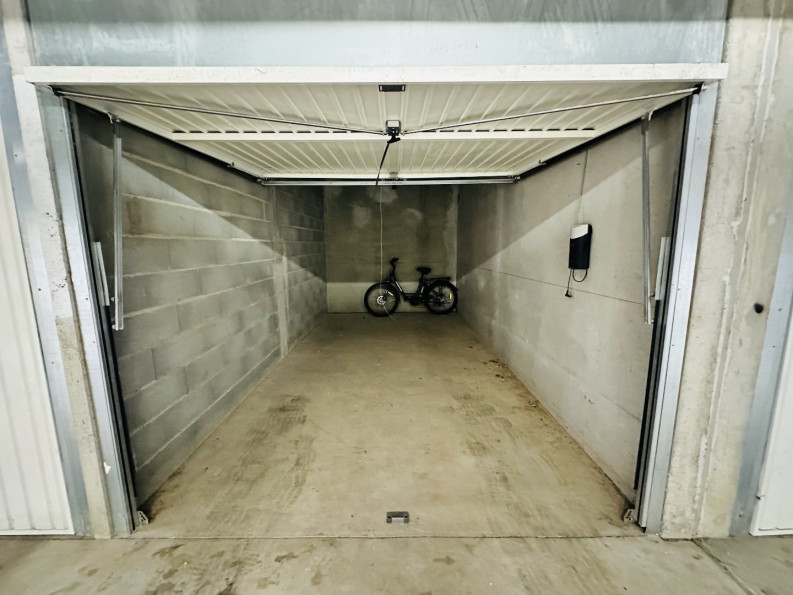 vente Garage Agde - Photo 1