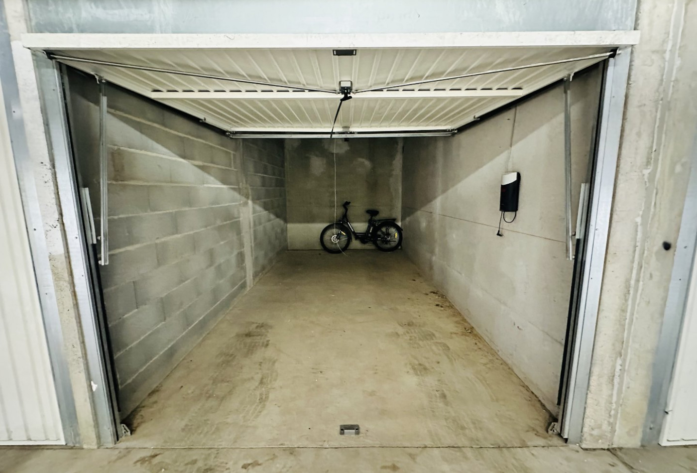 vente Garage Agde - Photo 1