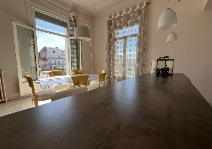 vente Appartement bourgeois Sete