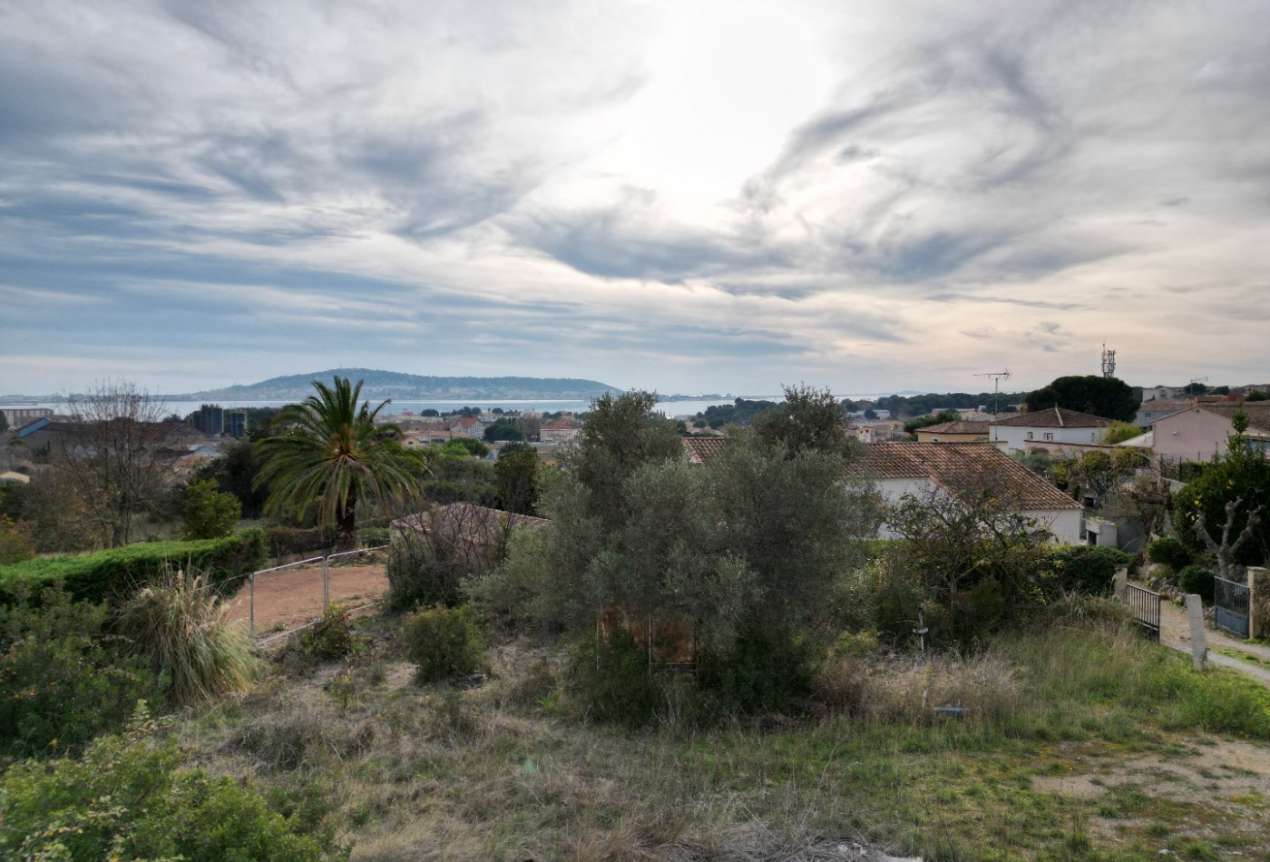 vente Terrain constructible Balaruc Les Bains - Photo 1