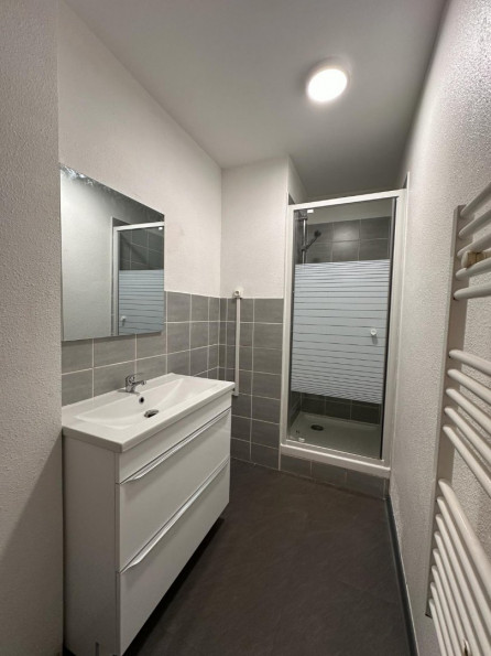 location Appartement Sete - Photo 4