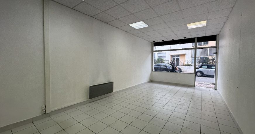 location Local commercial Sete