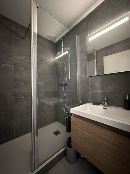 location Appartement Sete - Photo 6