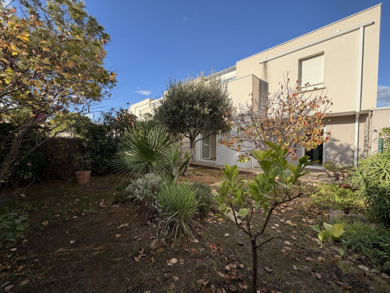 vente Maison en résidence Sete - Photo 1