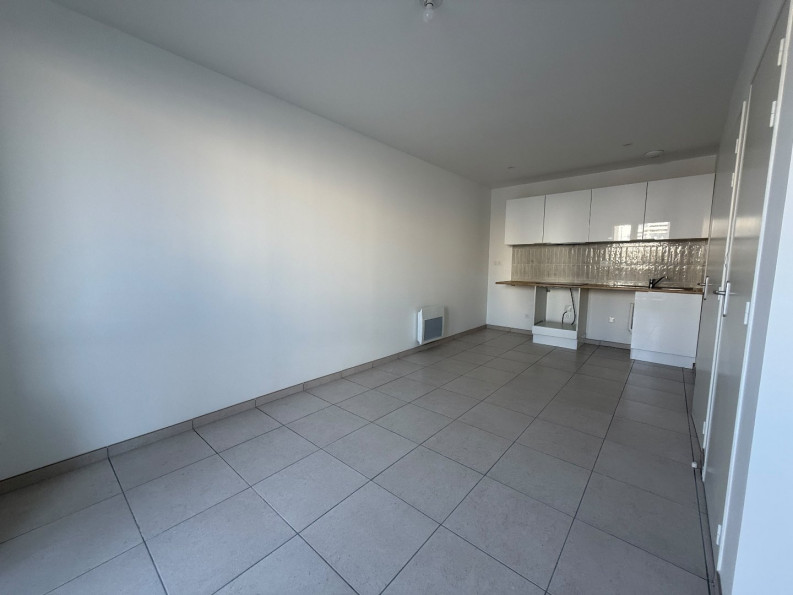 location Appartement Sete - Photo 3