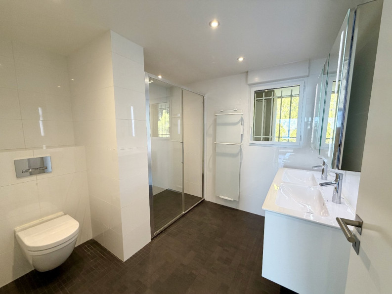 location Appartement Sete - Photo 9