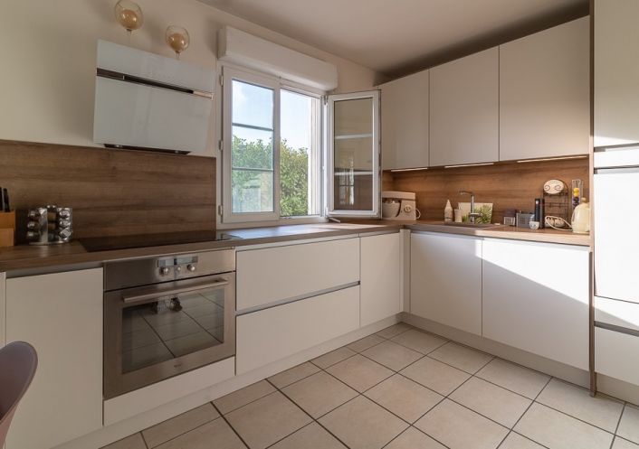 à vendre Appartement en rez de jardin Poissy