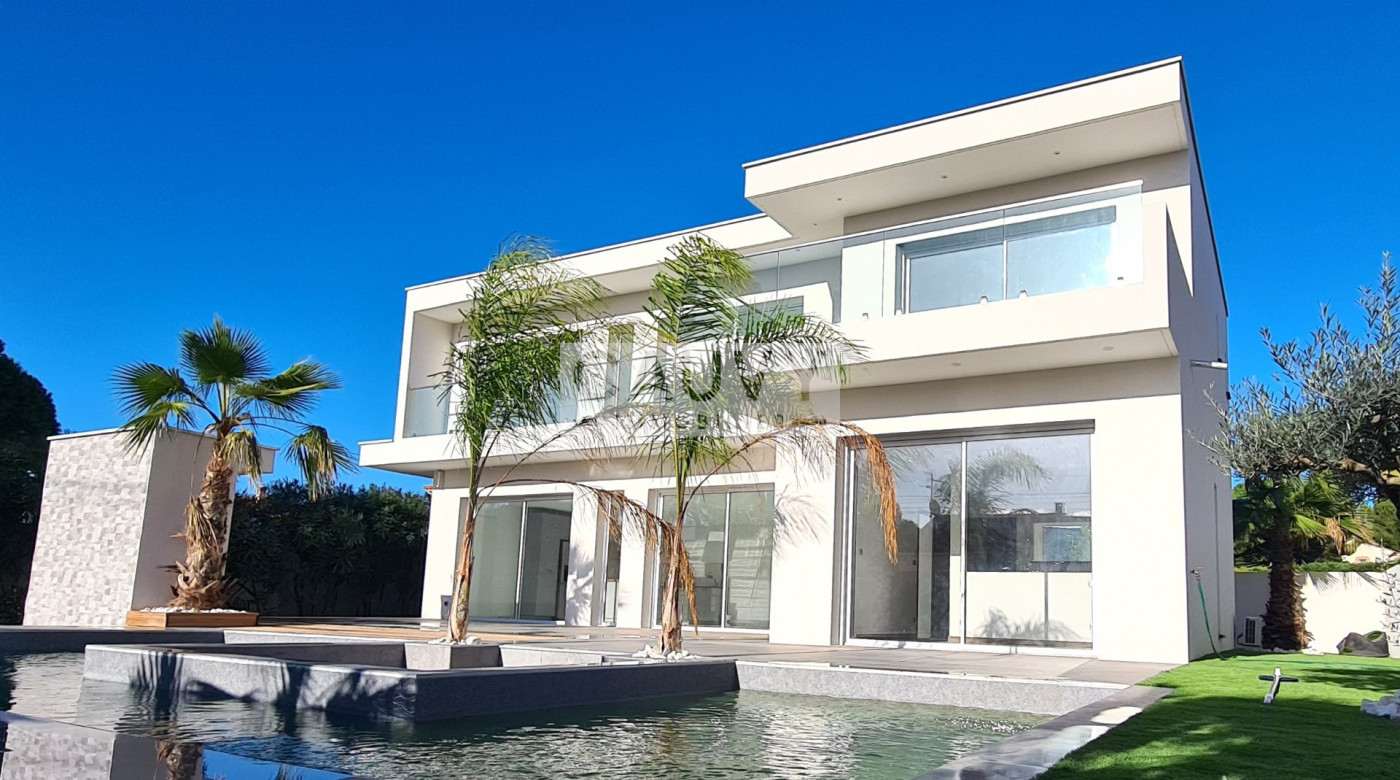 à vendre Villa d'architecte Grau D'agde - Photo 2
