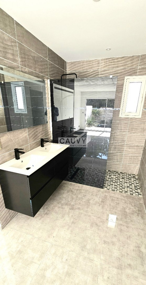 à vendre Villa d'architecte Le Grau D'agde - Photo 11
