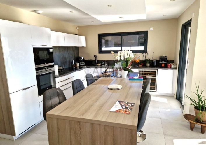 for sale Villa d'architecte Bessan