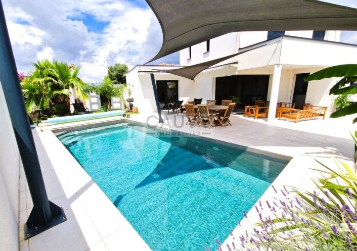 for sale Villa d'architecte Bessan