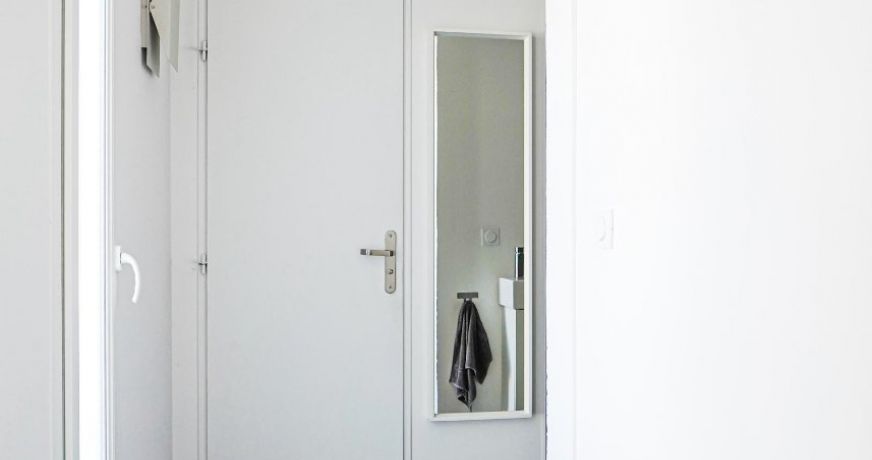 location Bureau Castries