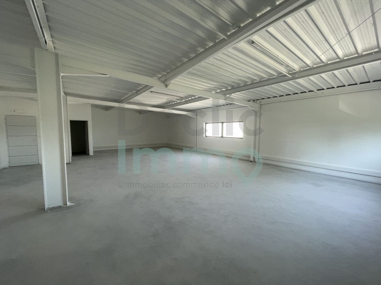 location Bureau Lattes - Photo 1