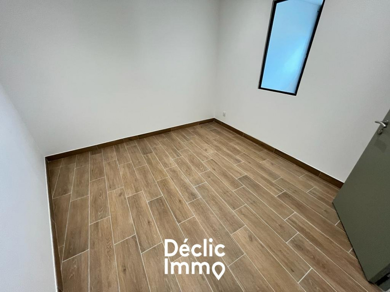 location Bâtiment Vergeze - Photo 4