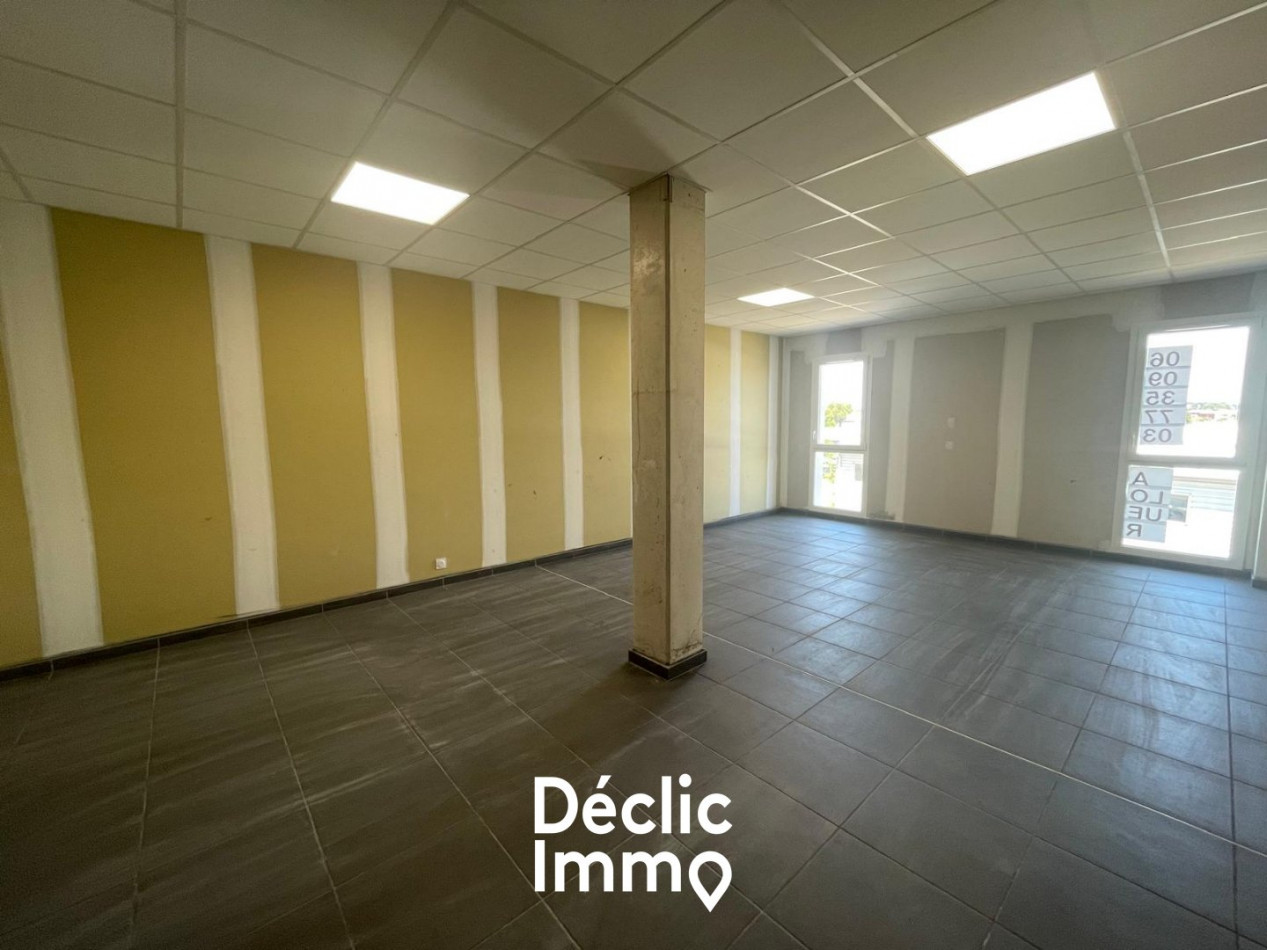 location Bureau Le Cres - Photo 2