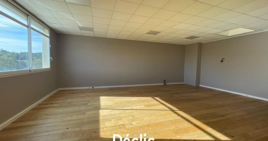location Bureau Le Cres