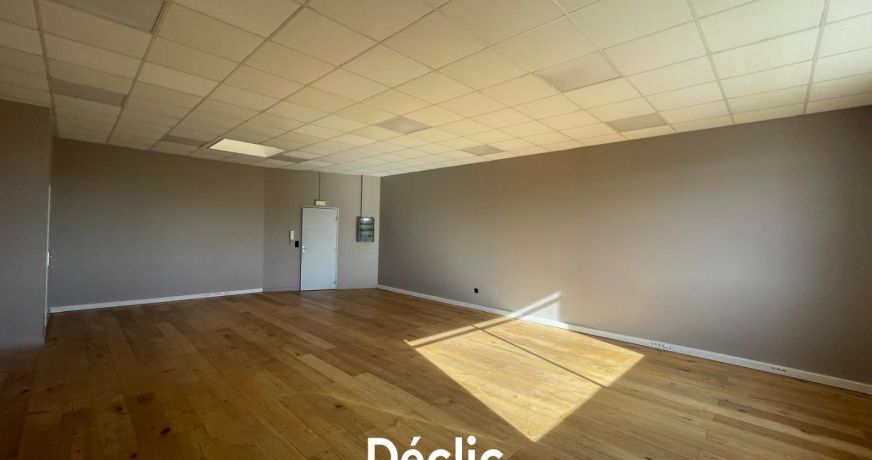 location Bureau Le Cres