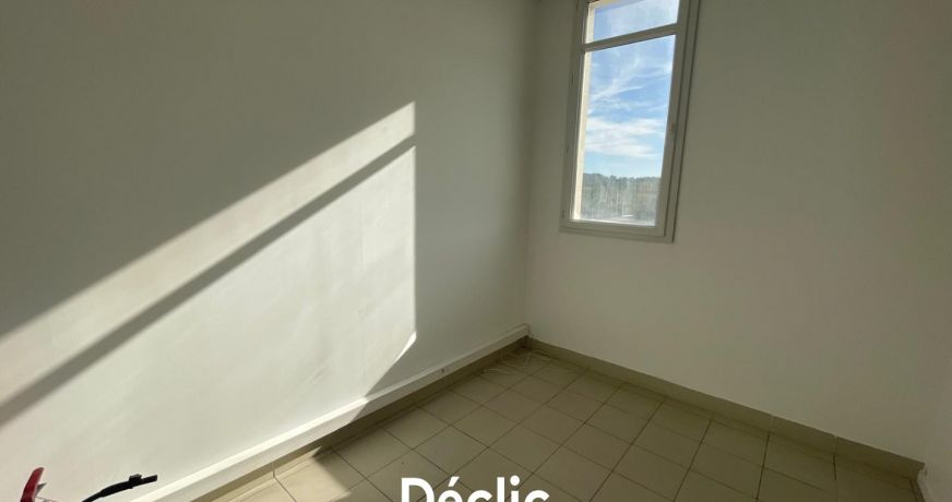 location Bureau Le Cres