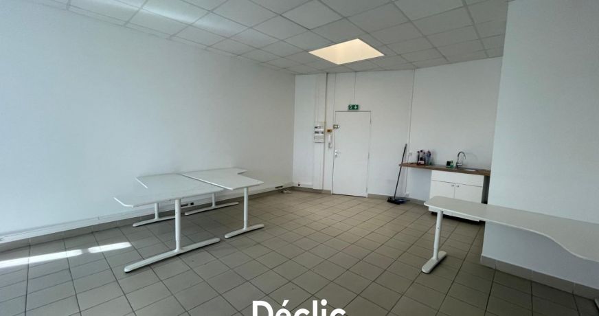 location Bureau Le Cres