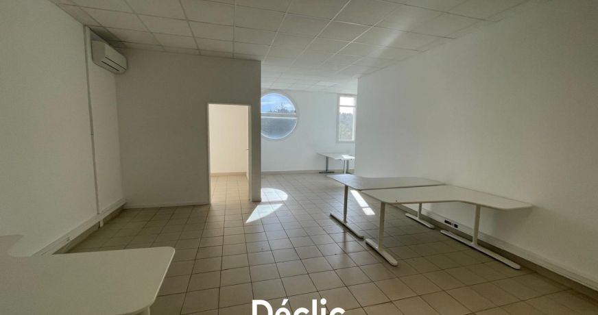 location Bureau Le Cres