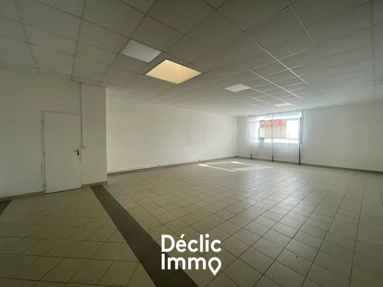 location Bureau Le Cres - Photo 2