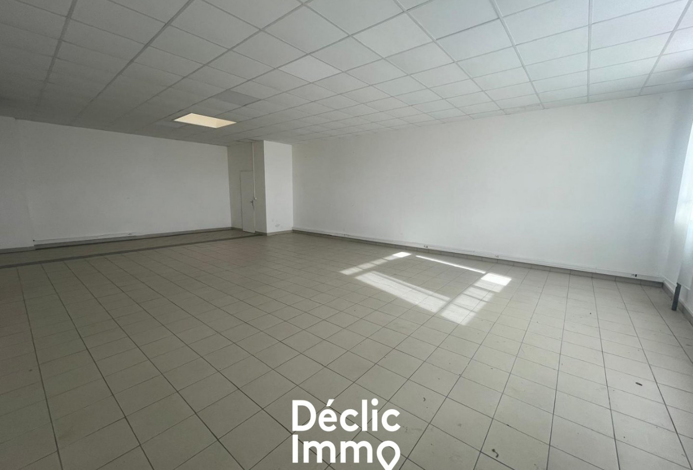 location Bureau Le Cres - Photo 3