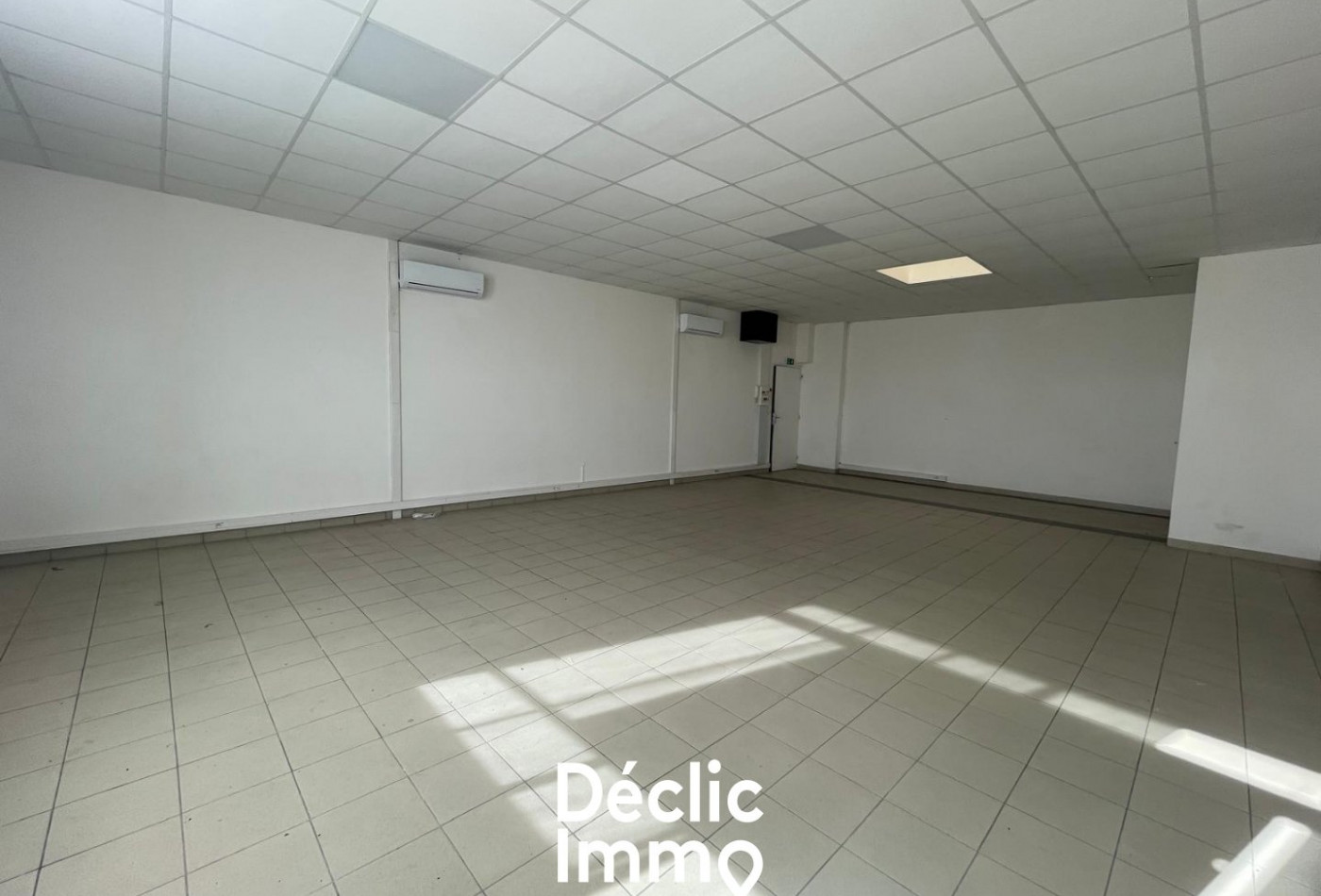 location Bureau Le Cres - Photo 1