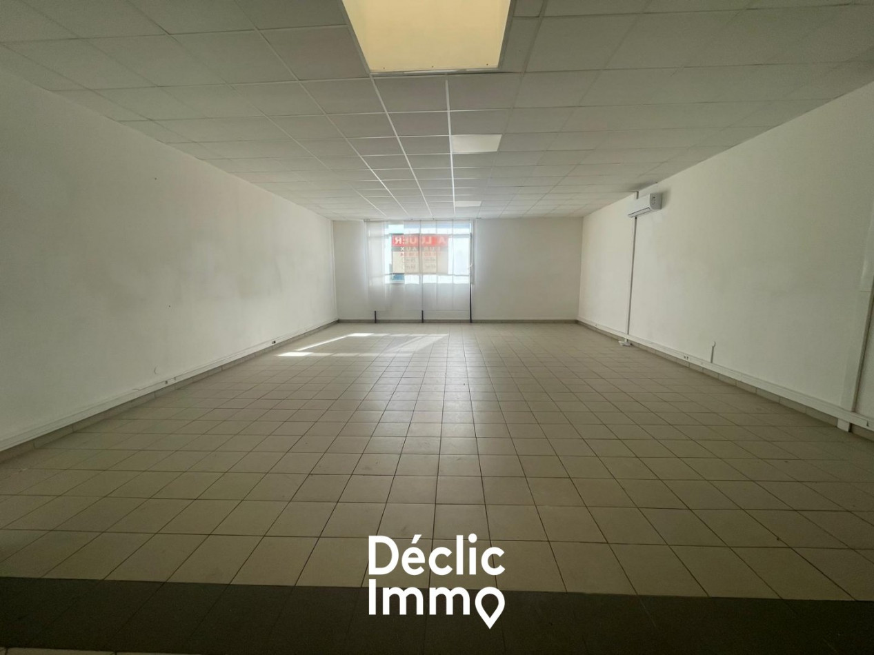 location Bureau Le Cres - Photo 4