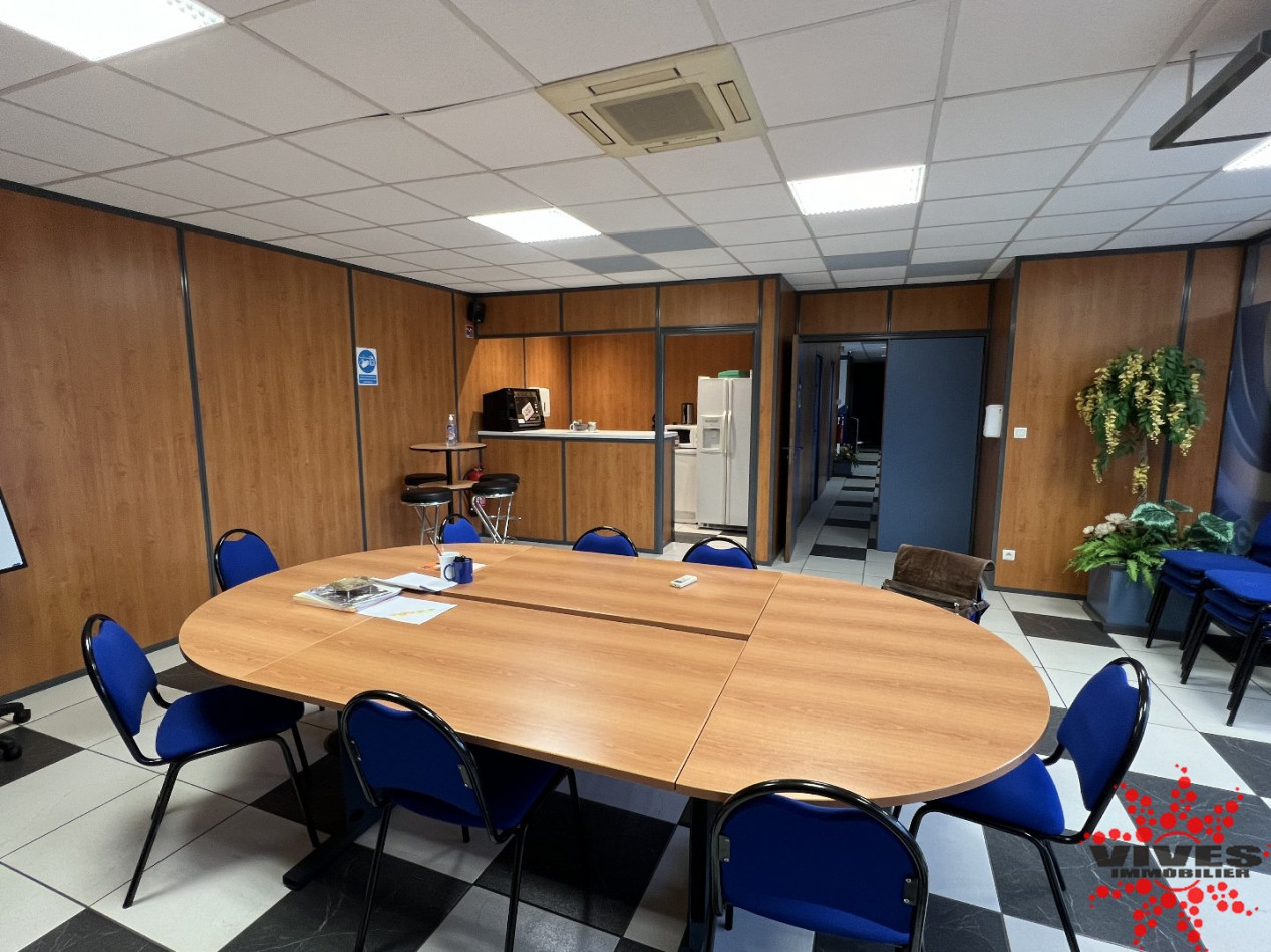 vente Entrepots et bureaux Saint Chinian - Photo 1