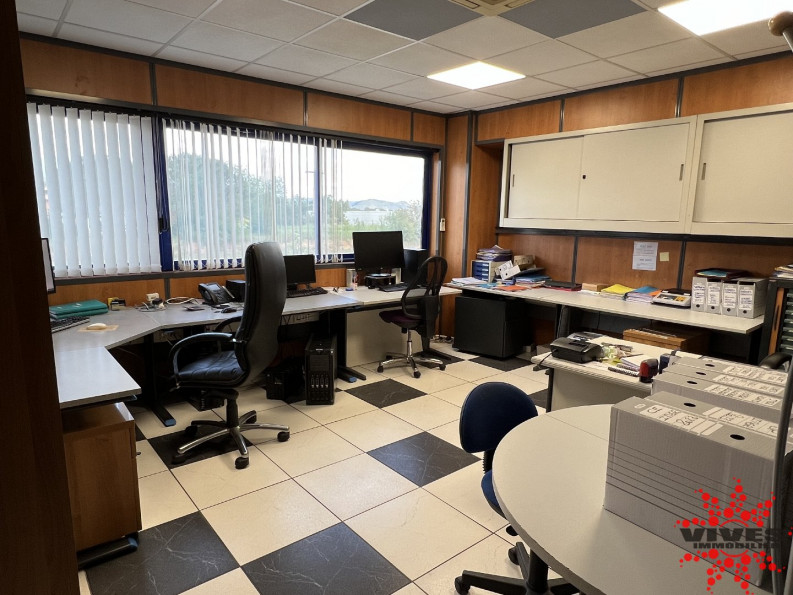 vente Entrepots et bureaux Saint Chinian - Photo 2