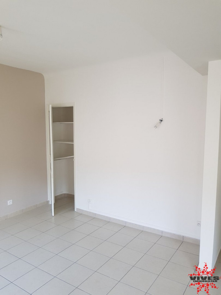 sale Maison de ville Beziers - Photo 3