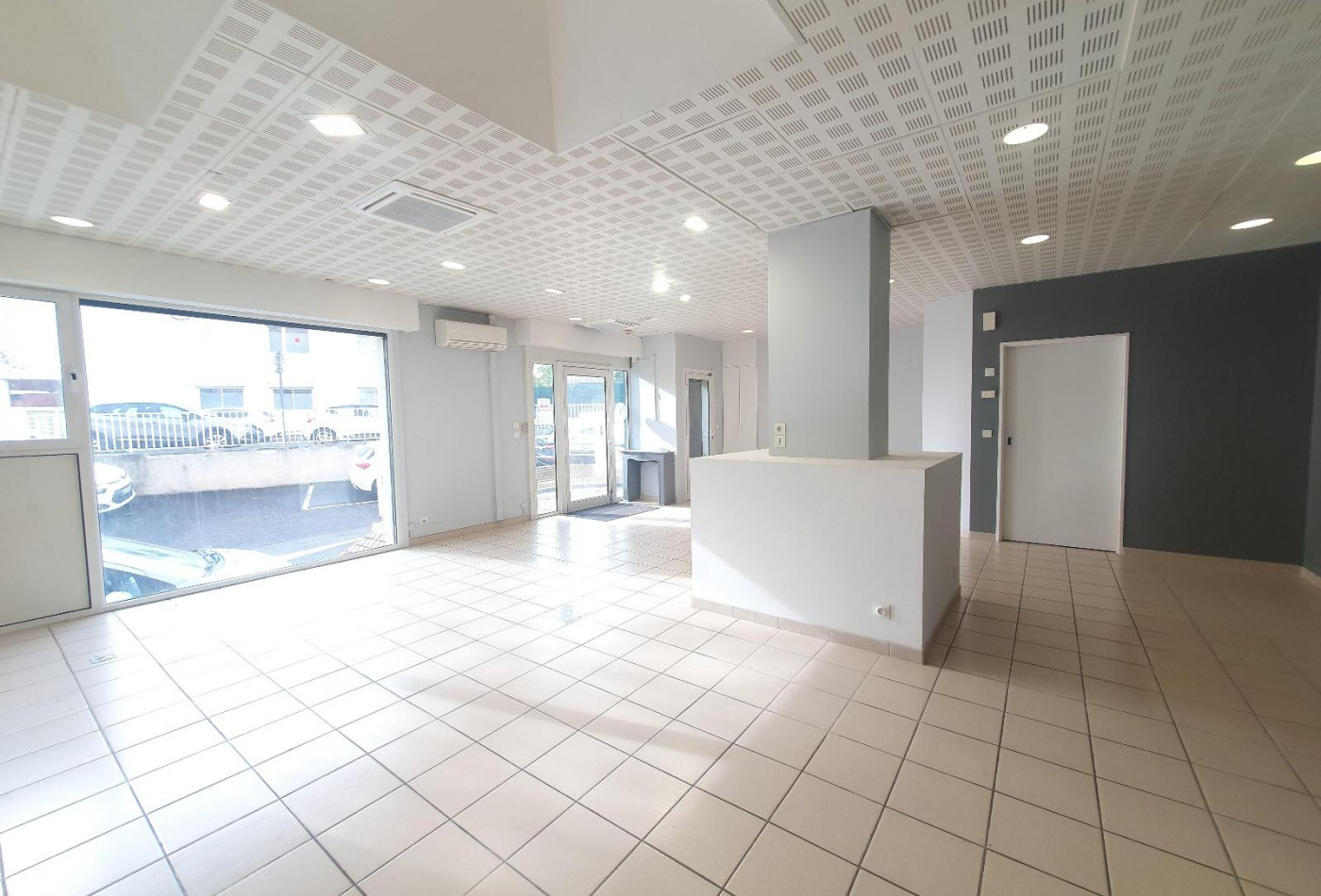 location Local commercial Beziers - Photo 6