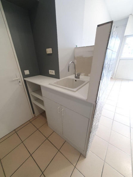 location Local commercial Beziers - Photo 7