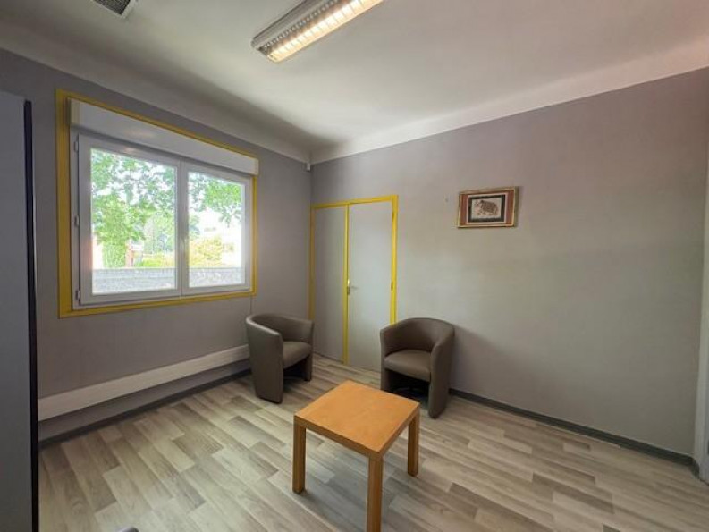 location Local commercial Beziers - Photo 8