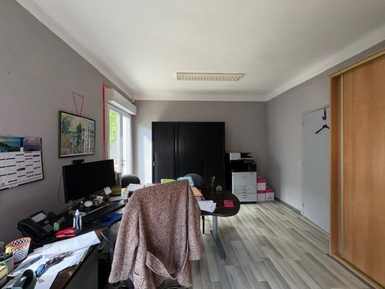 location Local commercial Beziers - Photo 2