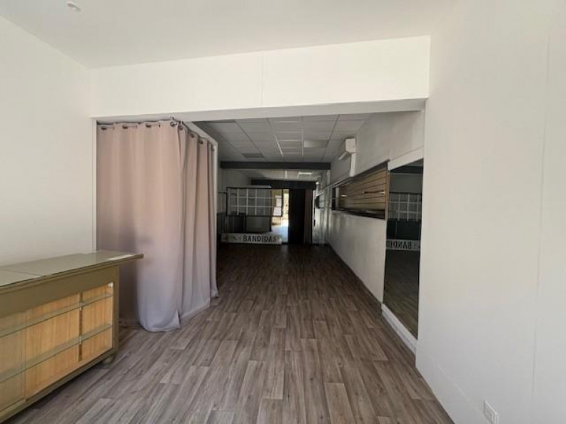 location Local commercial Beziers - Photo 3