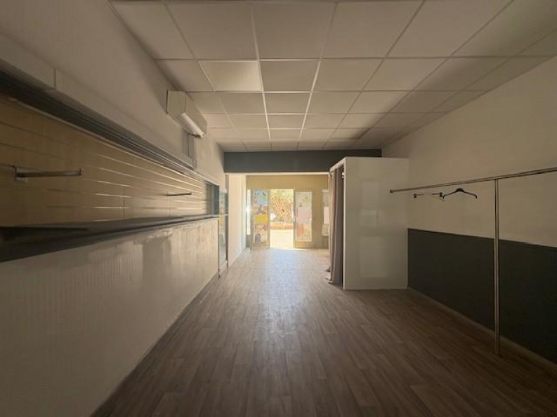 location Local commercial Beziers - Photo 2