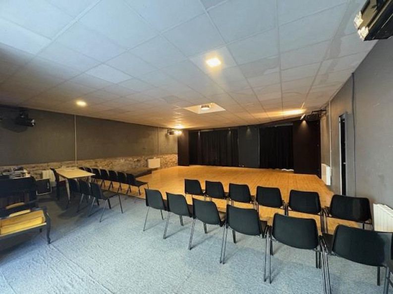 location Locaux d'activité Beziers - Photo 1