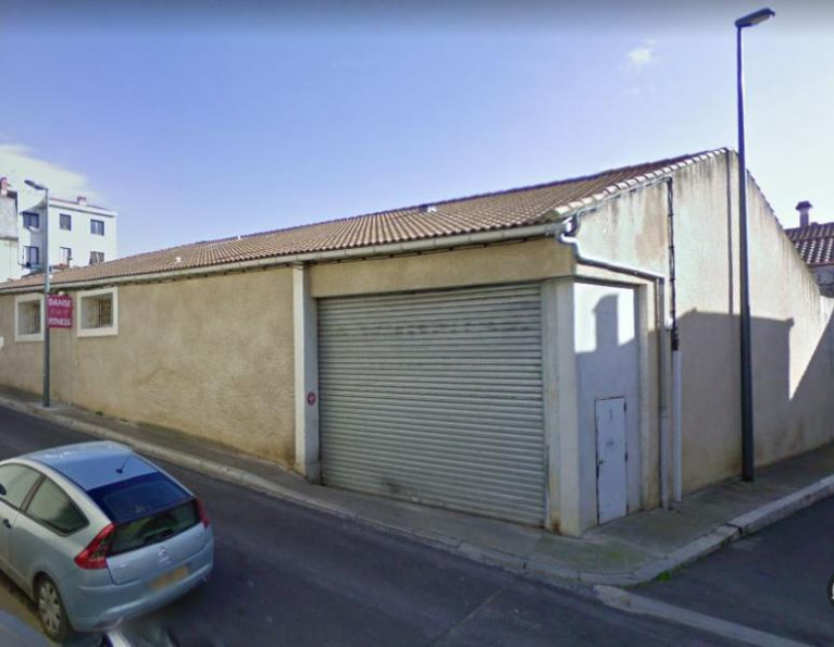 location Parking intérieur Beziers - Photo 1