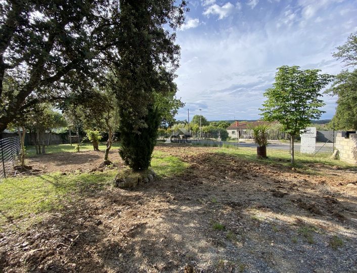 à vendre Terrain constructible Claret