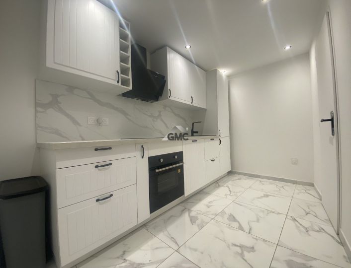 à louer Maison Paulhan