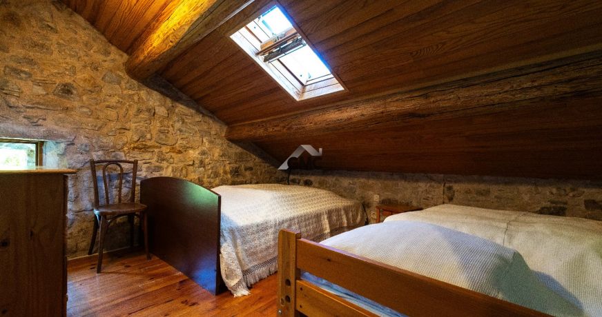 vente Maison en pierre Sainte Eulalie De Cernon