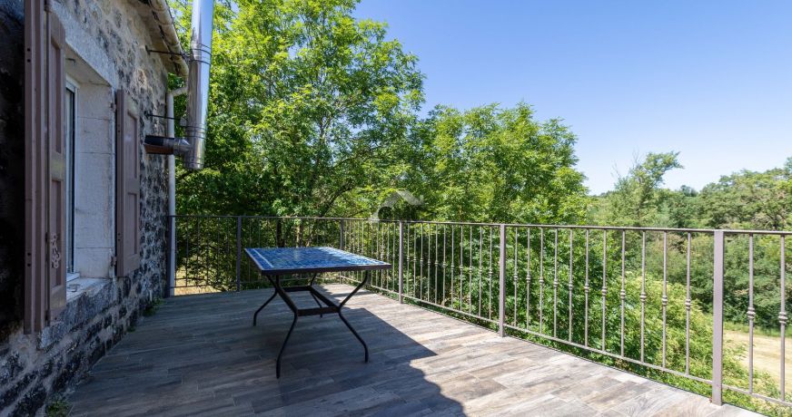 vente Maison en pierre Sainte Eulalie De Cernon
