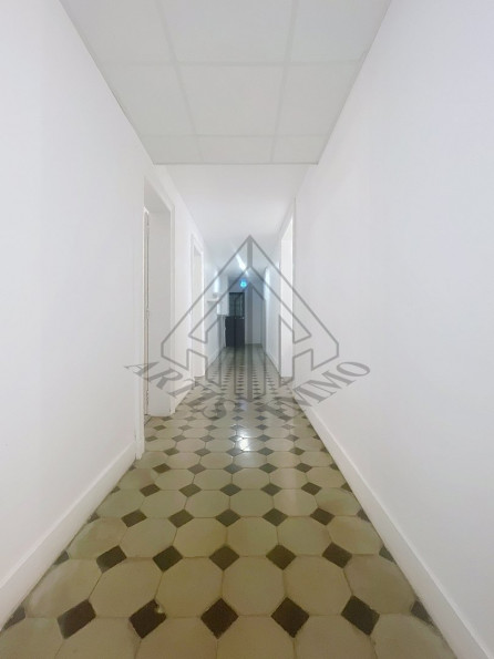 location Local commercial Montpellier - Photo 6